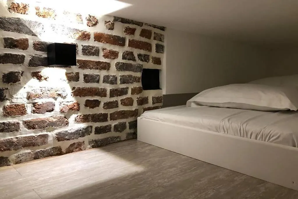 Studio Cinq Diamants, Neuf Tout Equipe Paris Apartment